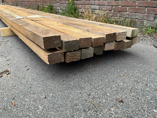 Douglas regel fijn bezaagd 65x40x5000 mm (15x) - afbeelding 4 van  5