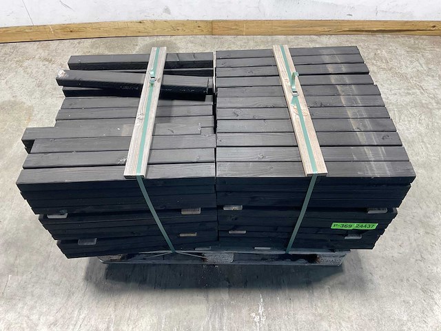 Douglas regel geschaafd zwart 68,8x7x4,5 cm (225x) - afbeelding 2 van  8