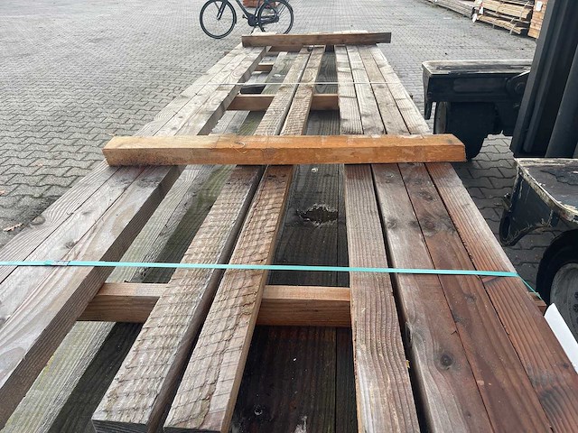 Douglas regels fijnbezaagd 4000x75x45mm (9x) - afbeelding 1 van  3