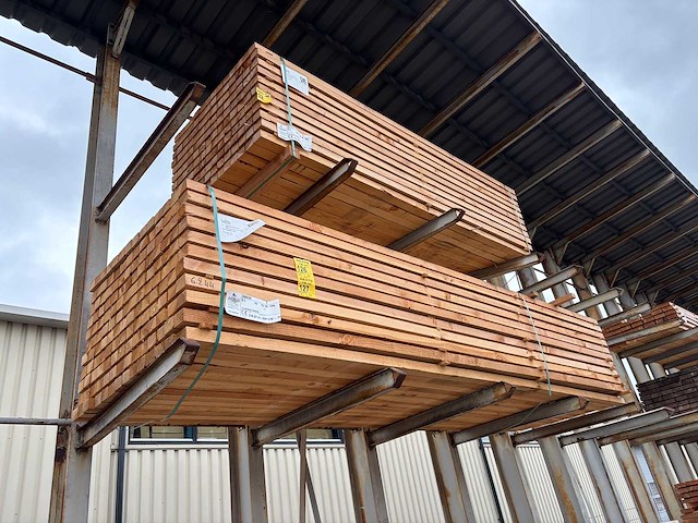 Douglas regels fijnbezaagd 4000x75x50mm (77x) - afbeelding 4 van  4
