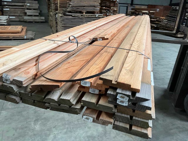 Douglas rombus profiel plank 400x14,5x2,8 cm (26x) - afbeelding 10 van  16