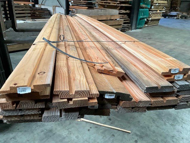 Douglas rombus profiel plank 400x14,5x2,8 cm (26x) - afbeelding 6 van  16