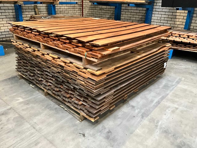 Douglas schutting 180x180 cm (14x) - afbeelding 1 van  5