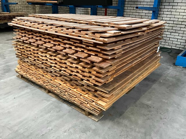 Douglas schutting 180x180 cm (20x) - afbeelding 1 van  5