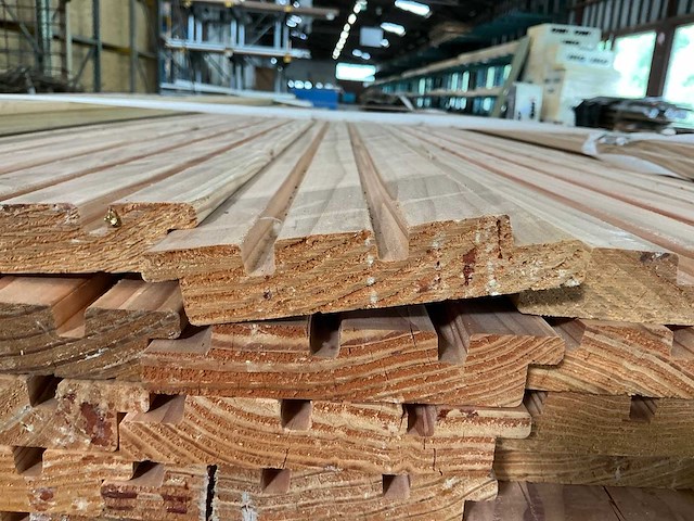 Douglas triple blank 26x140x2500 mm (51x) - afbeelding 5 van  7