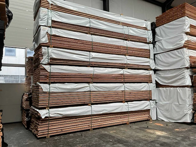 Douglas triple rhombus - 400 cm (96x) - afbeelding 1 van  4