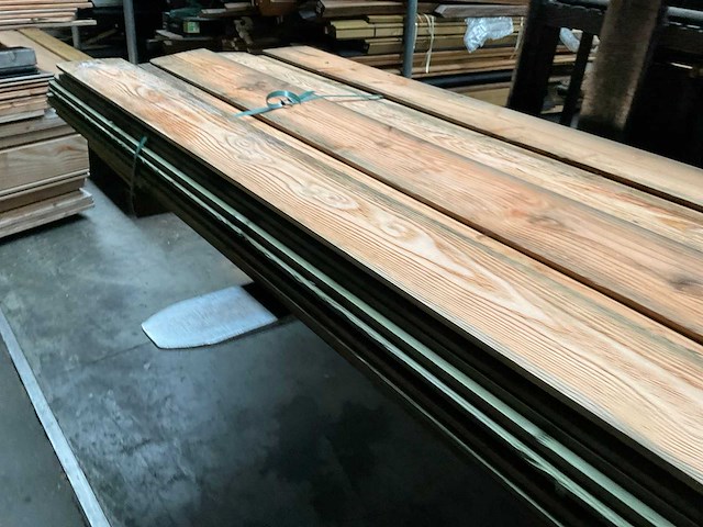 Douglas tuinplank zweeds rabat - 300x12,4x1,9 cm (38x) - afbeelding 6 van  10