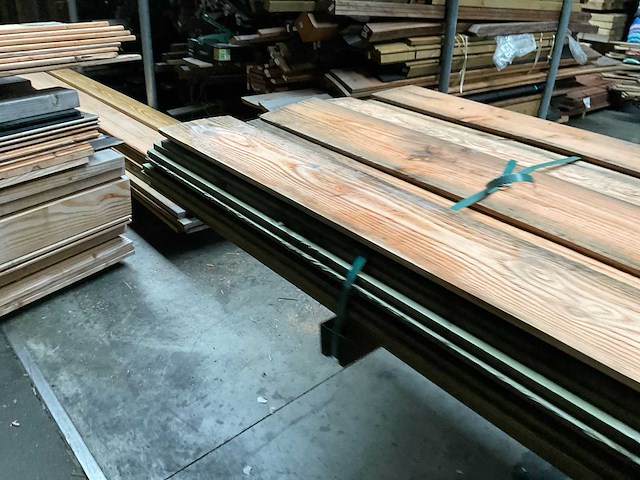 Douglas tuinplank zweeds rabat - 300x12,4x1,9 cm (38x) - afbeelding 7 van  10