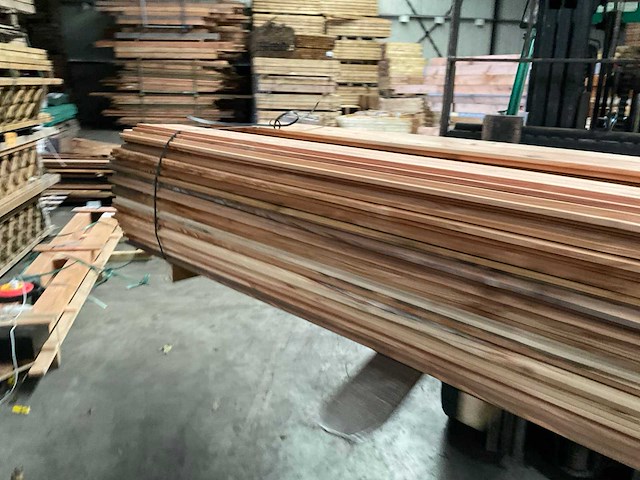 Douglas tuinplank zweeds rabat 300 cm (50x)douglas tuinplank zweeds rabat 300 cm (50x) - afbeelding 7 van  12