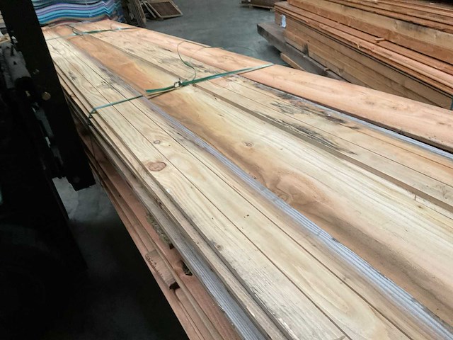 Douglas tuinplank zweeds rabat 400x12,4x1,9 cm (60x) - afbeelding 9 van  10