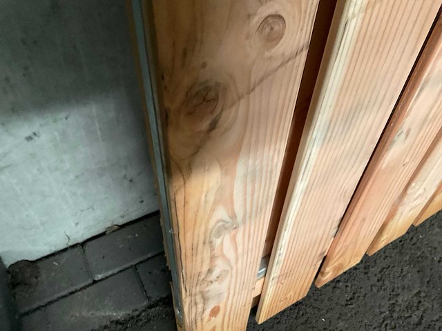 Douglas tuinpoort met metalen frame 190x100 cm - afbeelding 2 van  4