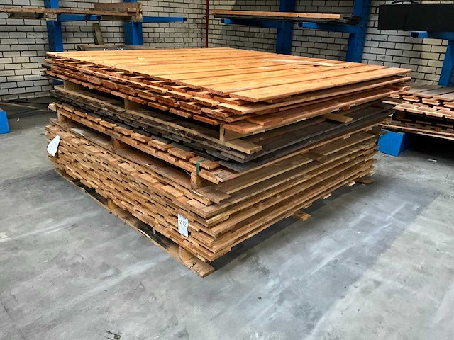 Douglas tuinscherm 180x180 cm (13x) - afbeelding 1 van  5