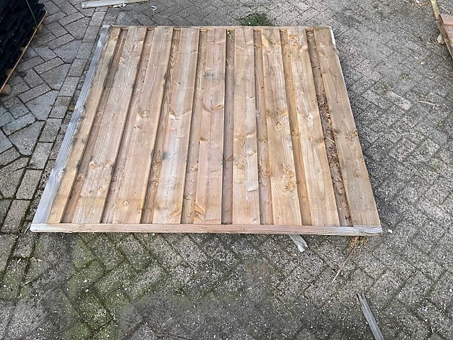 Douglas tuinscherm dicht 17-planks 180x180 cm - afbeelding 3 van  3