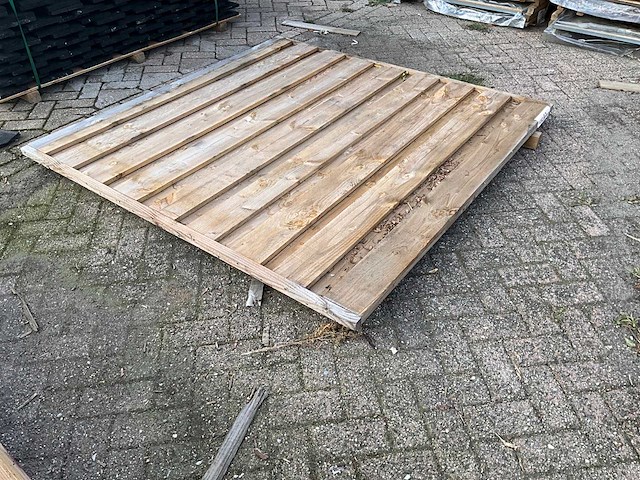Douglas tuinscherm dicht 17-planks 180x180 cm - afbeelding 2 van  3