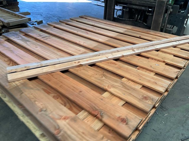 Douglas tuinscherm geschaafd 17-planks - 180x180 cm (2x) - afbeelding 4 van  7