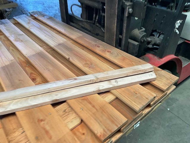Douglas tuinscherm geschaafd 17-planks - 180x180 cm (2x) - afbeelding 7 van  9