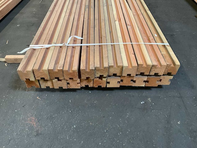 Douglas tussenpaal 95x95x3000 mm (22x) - afbeelding 2 van  3