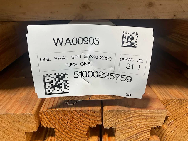 Douglas tussenpaal met sponning 300x9,5x9,5 cm (24x) - afbeelding 2 van  10