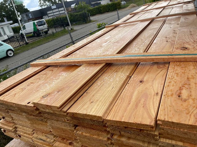 Douglas veer en groef 4000x145x18mm (94x) - afbeelding 3 van  3