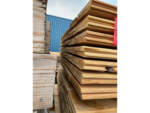 Douglas veer en groef 4000x185x18mm (83x) - afbeelding 2 van  3