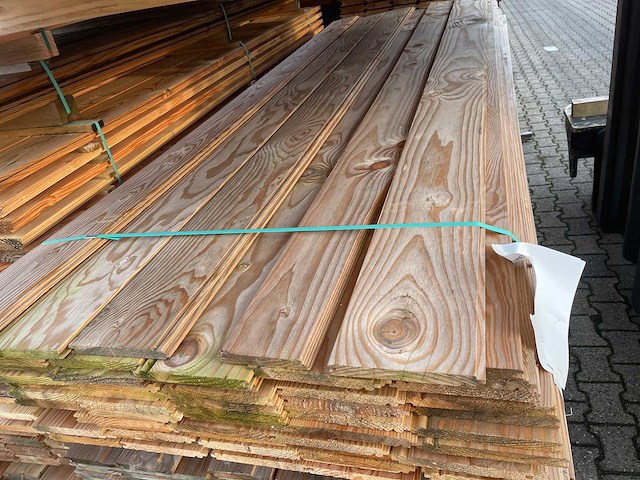 Douglas veer en groef met kraal 3000x190x18mm (84x) - afbeelding 1 van  3