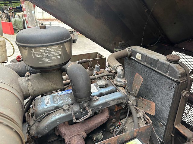 Douglas vliegtuigtrekker – militair legervoertuig t-62-dxl - afbeelding 6 van  14