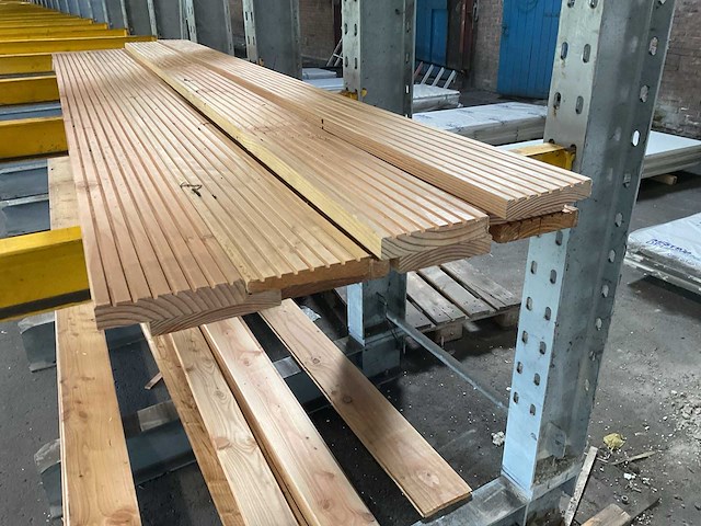 Douglas vlonderplank 2500x140x28 mm (14x) - afbeelding 2 van  3