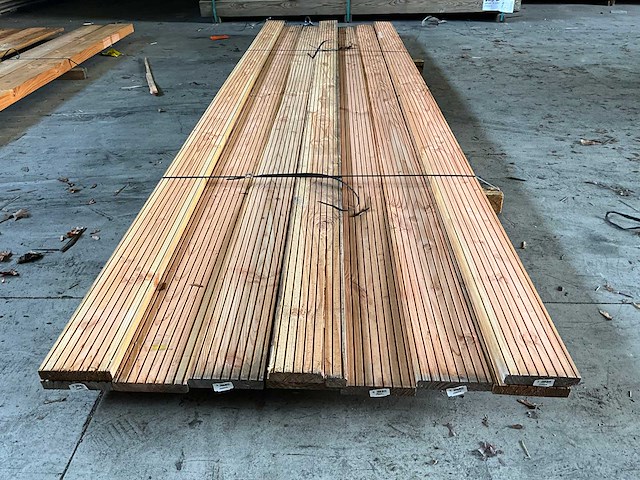 Douglas vlonderplank geschaafd 400x14,5x2,4 cm (10x) - afbeelding 4 van  5