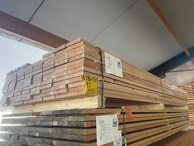 Douglas vlonderplanken 3000x140x25mm (102x) - afbeelding 1 van  4
