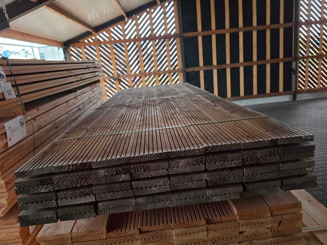Douglas vlonderplanken 3000x140x25mm (56x) - afbeelding 1 van  3