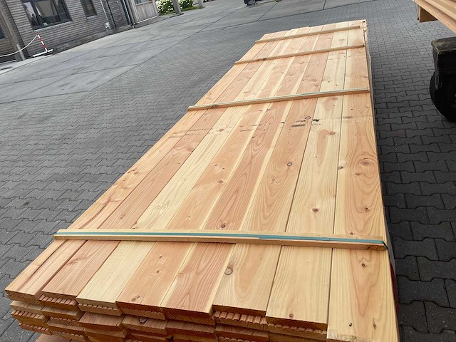 Douglas vlonderplanken 4000x140x25mm (48x) - afbeelding 1 van  3