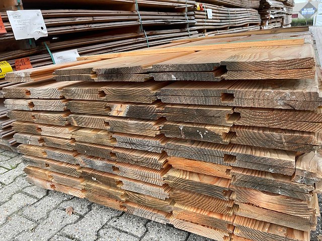 Douglas wisselsponning/halfhoutsrabat 3000x190x18mm (118x) - afbeelding 3 van  3