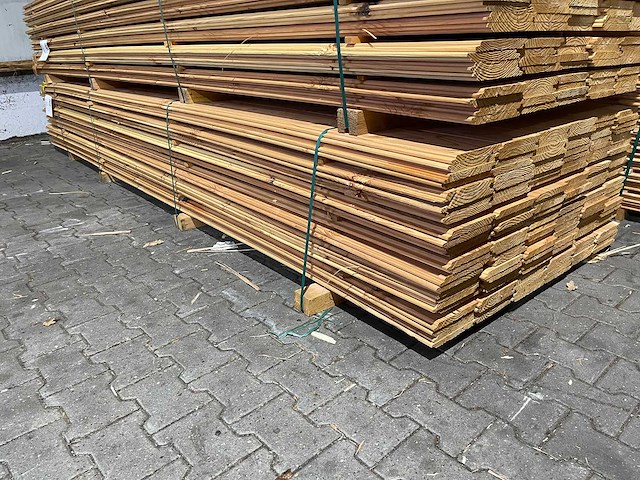 Douglas wisselsponning/halfhoutsrabat 4000x190x18mm (144x) - afbeelding 4 van  4