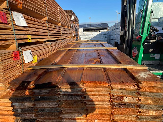 Douglas wisselsponning/halfhoutsrabat 5000x190x18mm (148x) - afbeelding 1 van  3