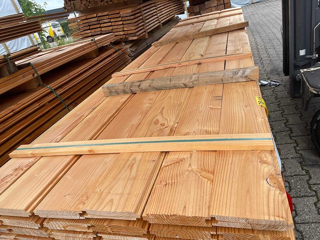 Douglas wisselsponning/halfhoutsrabat 5000x190x18mm (84x) - afbeelding 1 van  3