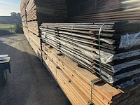 Douglas wisselsponning/halfhoutsrabat zwart gecoat 3000x190x18mm (117x) - afbeelding 2 van  3