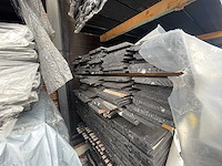 Douglas wisselsponning/halfhoutsrabat zwart gecoat 5000x190x18mm (95x) - afbeelding 3 van  3