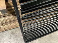 Douglas zwart gespoten shutterscherm 120x225 cm (2x) - afbeelding 6 van  13