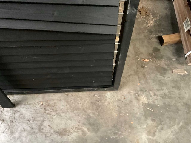 Douglas zwart gespoten shutterscherm 120x225 cm (2x) - afbeelding 11 van  13