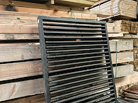 Douglas zwart gespoten shutterscherm 120x225 cm - afbeelding 11 van  12