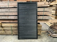 Douglas zwart gespoten shutterscherm 120x225 cm - afbeelding 1 van  11