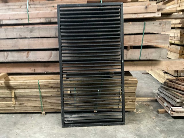 Douglas zwart gespoten shutterscherm 120x225 cm - afbeelding 4 van  11