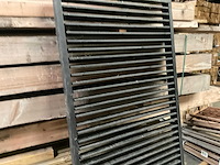 Douglas zwart gespoten shutterscherm 120x225 cm - afbeelding 6 van  7