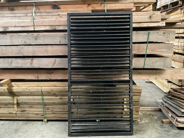 Douglas zwart gespoten shutterscherm 120x225 cm - afbeelding 5 van  12