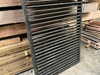 Douglas zwart gespoten shutterscherm 120x225 cm - afbeelding 8 van  12