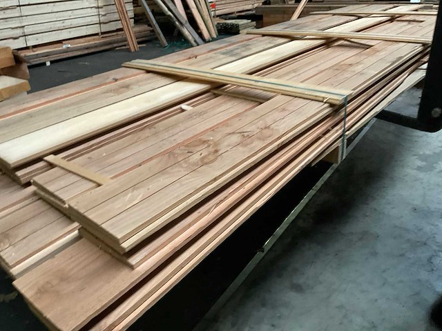 Douglas zweeds rabat - 325-360x19,5x2,5-1,1 cm (34x) - afbeelding 3 van  11