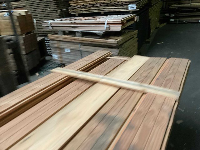 Douglas zweeds rabat - 325-360x19,5x2,5-1,1 cm (34x) - afbeelding 11 van  11