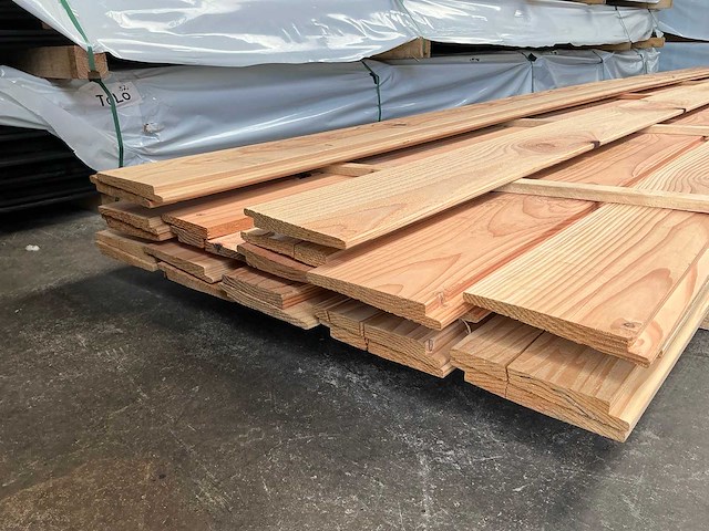 Douglas zweeds rabat - 500 cm - 12/26x195 mm (23x) - afbeelding 4 van  5