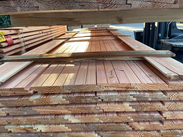 Douglas zweeds rabat 4000x160x26mm (100x) - afbeelding 1 van  3
