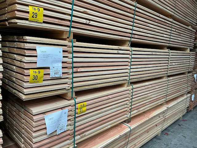 Douglas zweeds rabat 4000x190x23mm (120x) - afbeelding 1 van  4